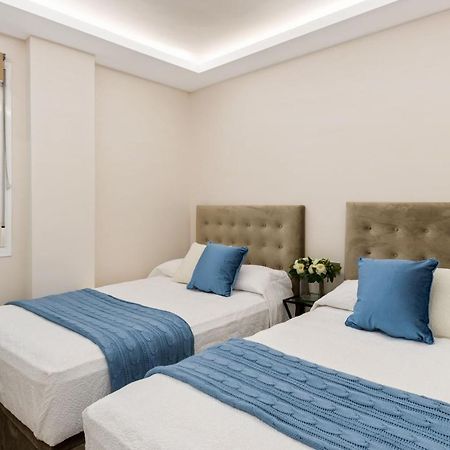Lujoso Apartamento De 2 Dormitorios En Banus Marbella Exterior photo