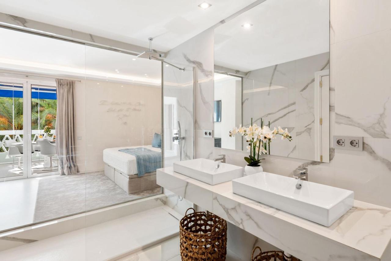 Lujoso Apartamento De 2 Dormitorios En Banus Marbella Exterior photo