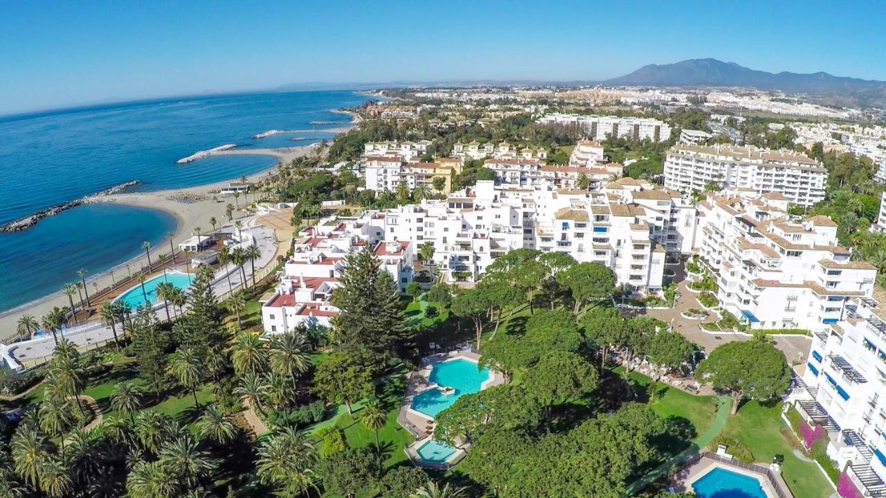Lujoso Apartamento De 2 Dormitorios En Banus Marbella Exterior photo